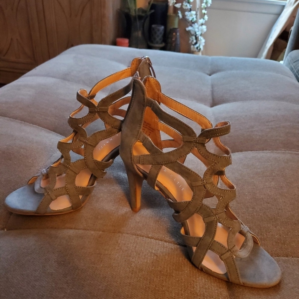 NWOT blueish gray sandals